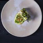 Le B. Suites, & Restaurant