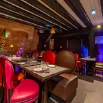 Le B. Suites, & Restaurant فندق مبيت وإفطار ريكفيهر