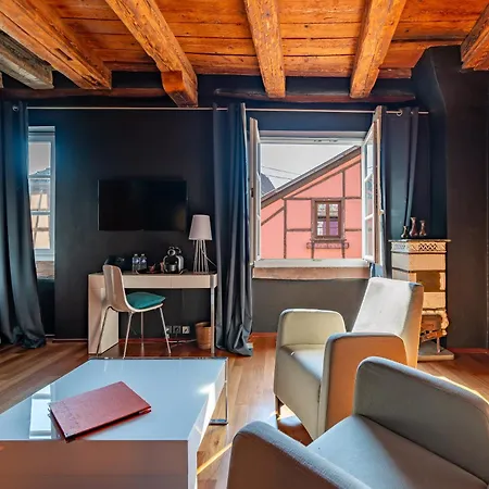 فندق مبيت وإفطار Le B. Suites, & Restaurant