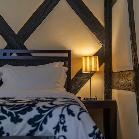 Le B. Suites, & Restaurant B&B 4*