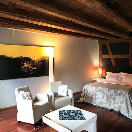 Le B. Suites, Chambres & Restaurant Riquewihr