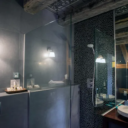 Le B. Suites, & Restaurant Nocleg ze śniadaniem