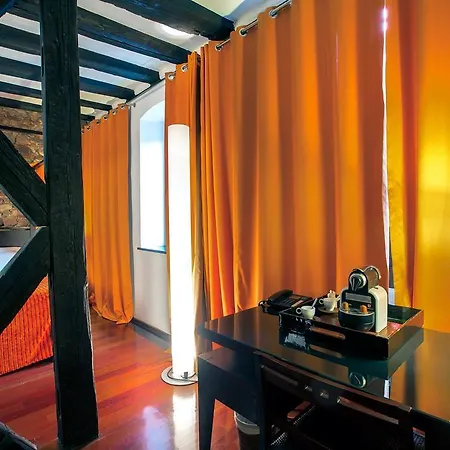 Le B. Suites, & Restaurant Bed & Breakfast Riquewihr