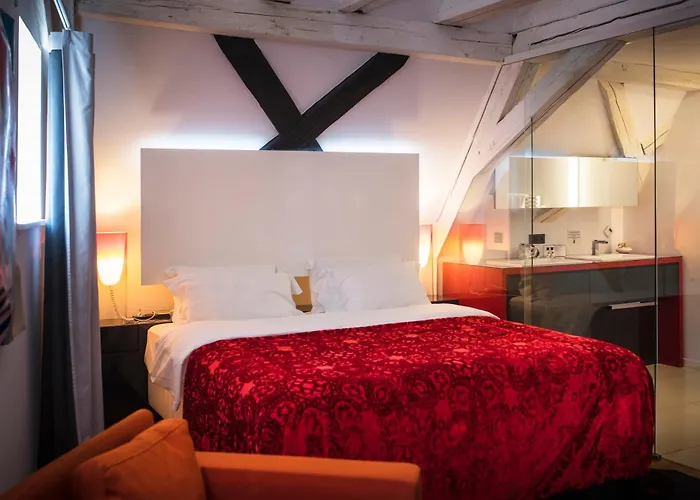 Bed & Breakfast Le B. Suites, Chambres & Restaurant