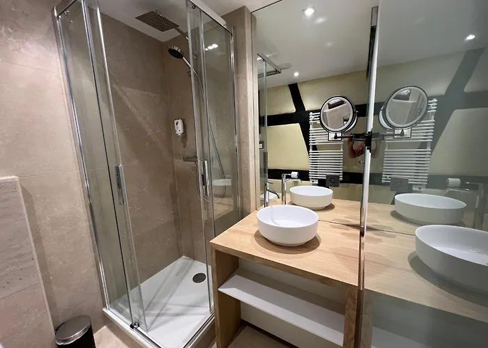 Bed & Breakfast Le B. Suites, Chambres & Restaurant 4*