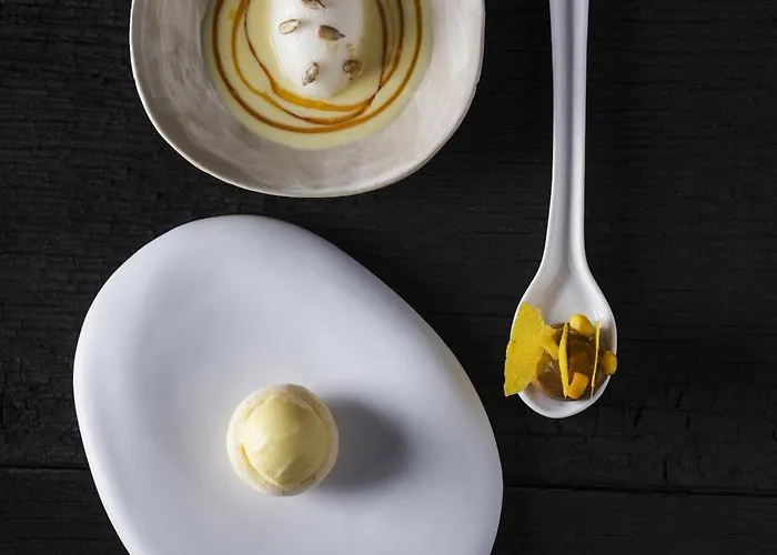 Le B. Suites, Chambres & Restaurant 4*