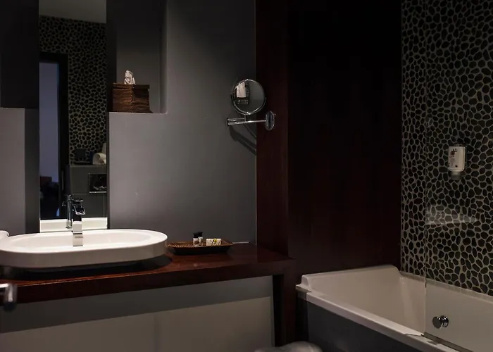 Bed & Breakfast Le B. Suites, Chambres & Restaurant Riquewihr